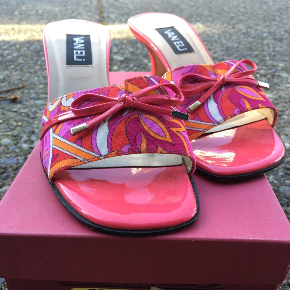Vaneli summer sandals☀️👡